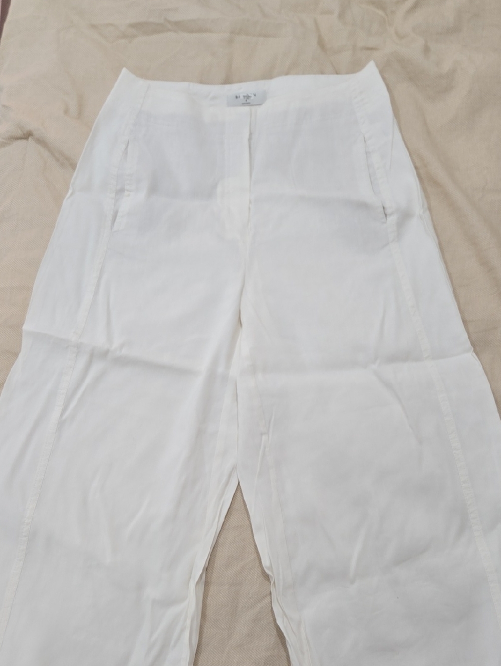 Babaton White Wide-Leg Linen Cropped Pants